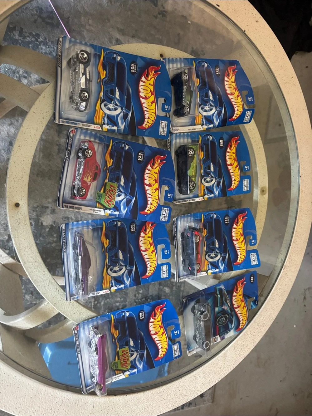 8 Hot Wheels Cars. No. 17,20,21,21,24,24,28,32